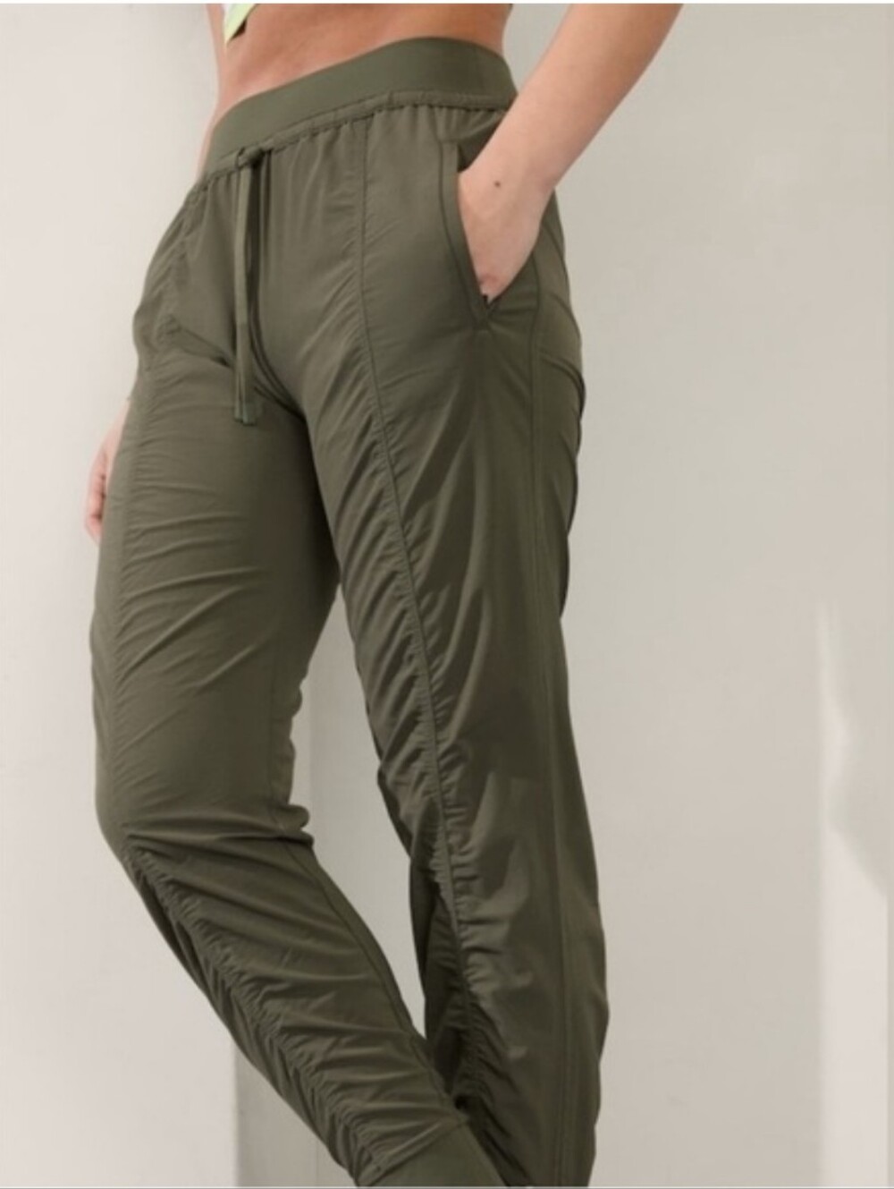 Athleta Size 12 Attitude Joggers Drawstring Jogger Pants Green Khaki